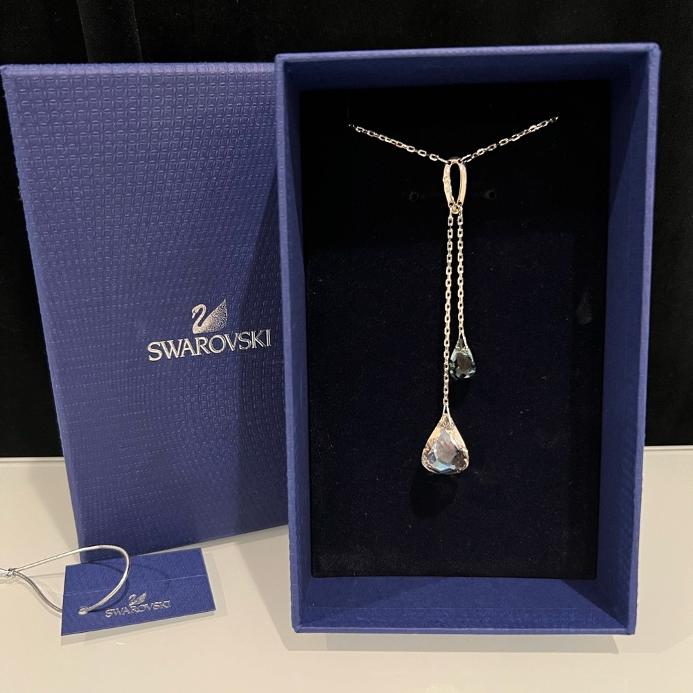 Swarovski Crystal Stone Necklace - 2 tone Brand New In Box